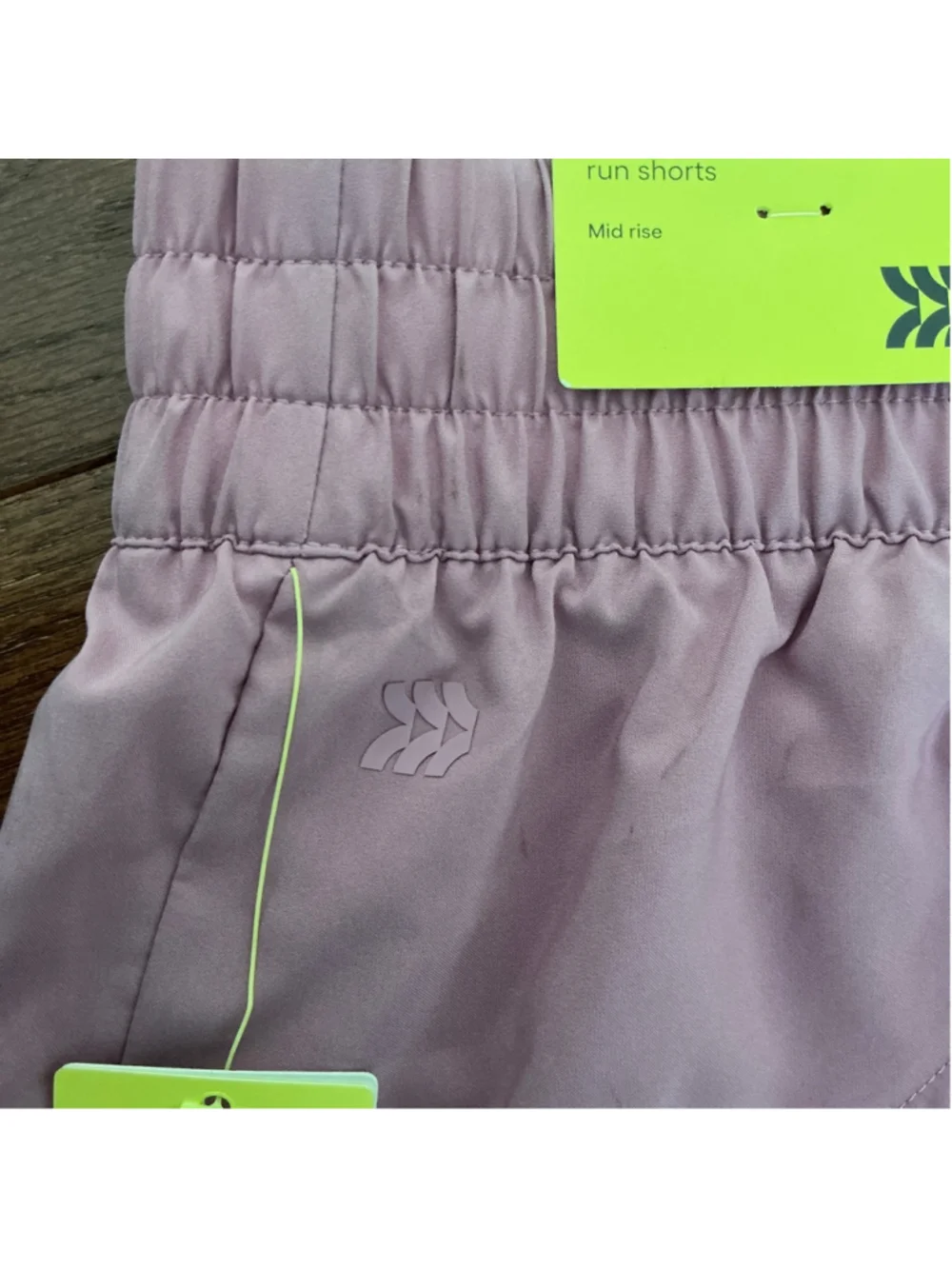 Women's All in Motion Mauve Mid Rise 3” Inseam Run Shorts M - Picture 6 of 6
